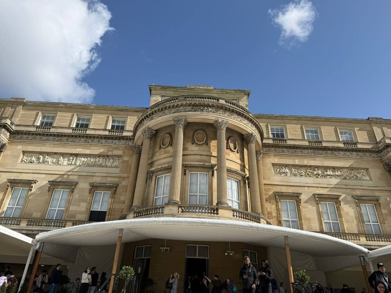 avria's trip to helsinki, tallinn, bath and london p4xvs9