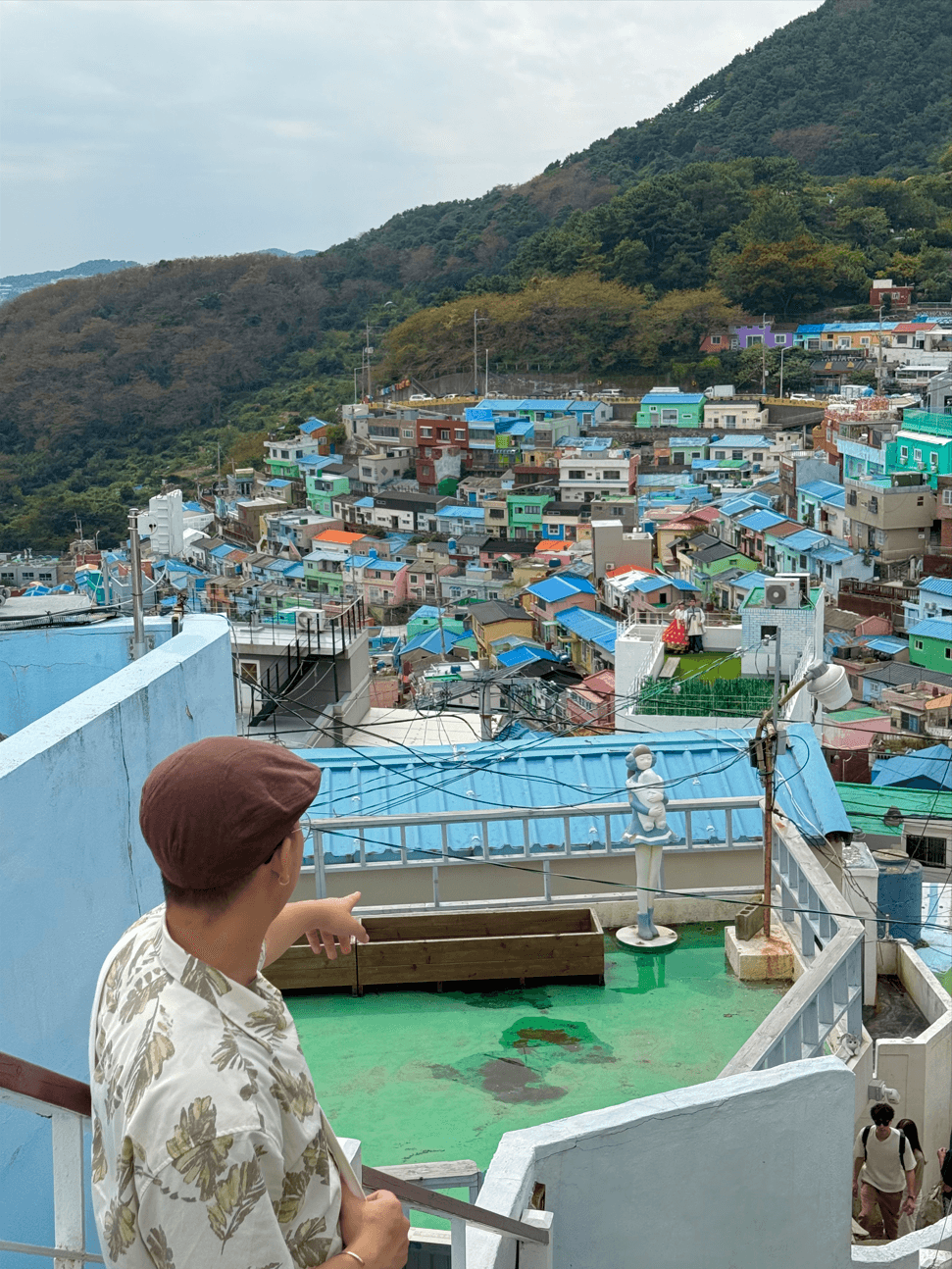 https://cdn.holicay.com/uploads/1765478633347-busan.png