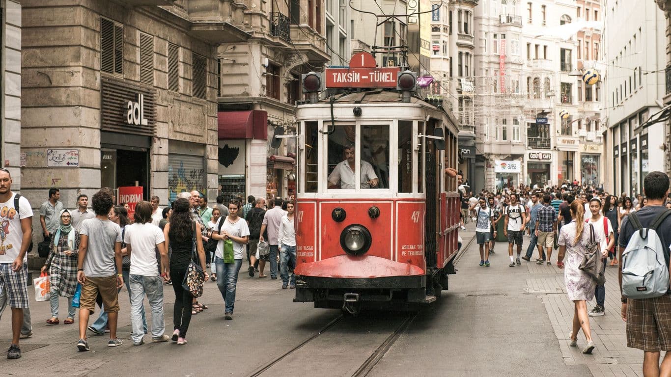 https://cdn.holicay.com/uploads/1769601994671-b1178678-h---828ee0.jpg