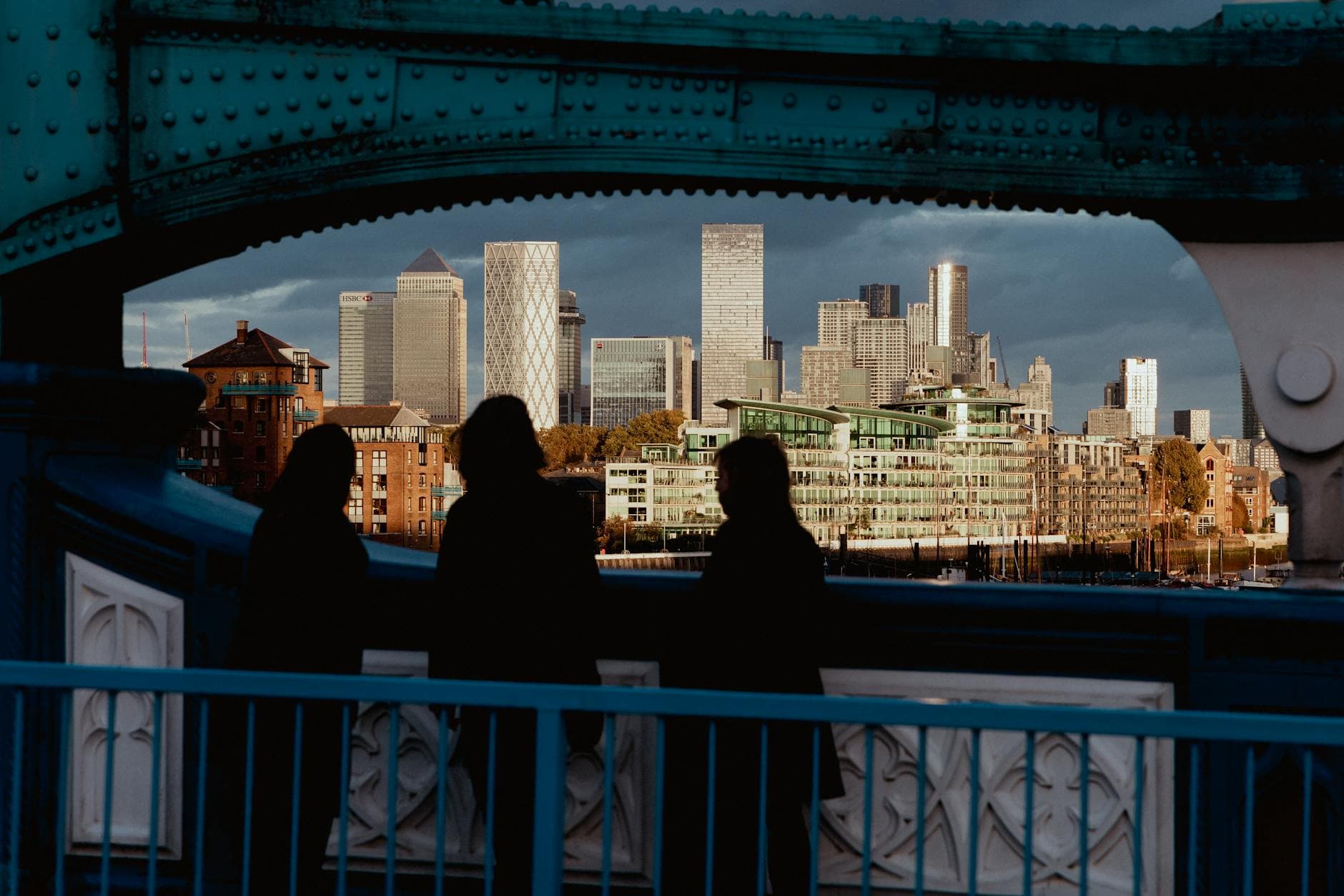 Hidden Gems in London for First Timers gl782o