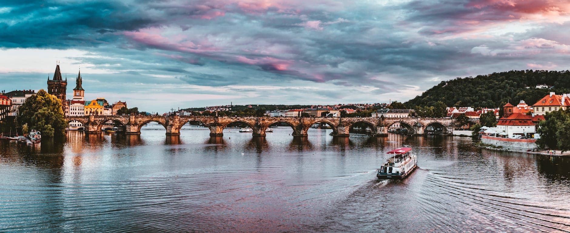 Top 20 Things to Do in Prague for Couples ovl9v4