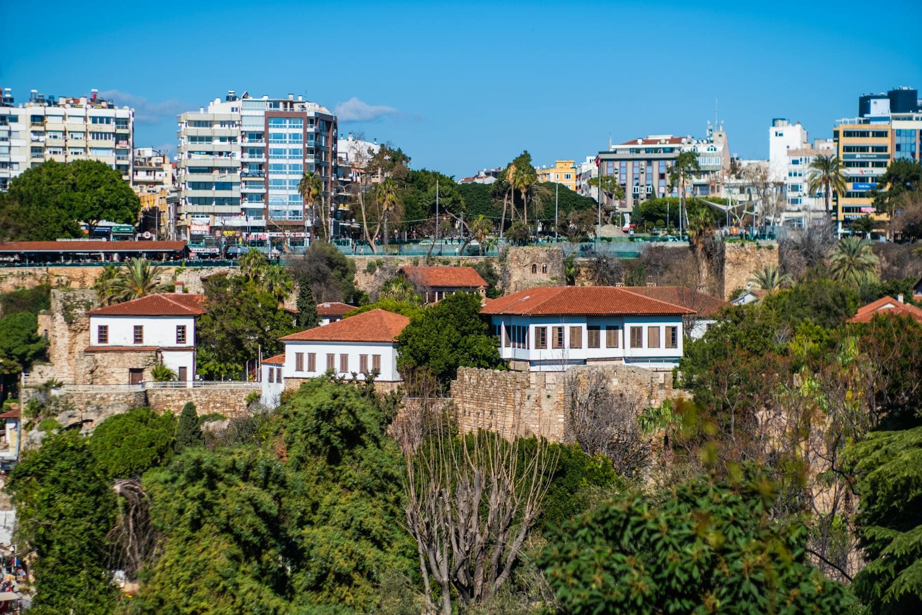 https://cdn.holicay.com/uploads/1779457237224-c637469d-d032-4fd3-b3ed-d8d6568da416-antalya-2.jpg