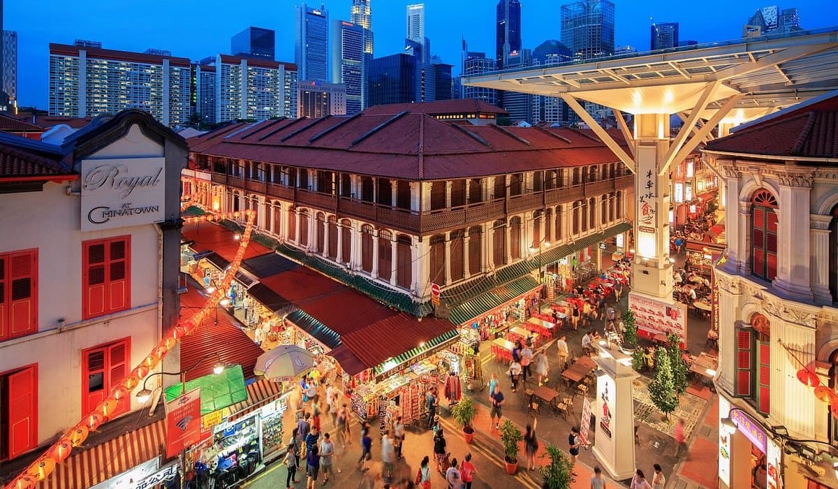 https://cdn.holicay.com/uploads/1779640852001-57b2f0ca-3427-4259-b6e5-8d50ac818b02-aerial-view-of-chinatown.jpg