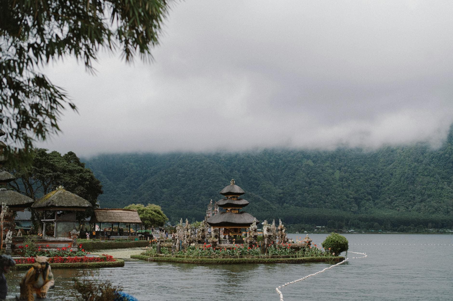 Top 20 Places to Stay in Bali for Families k18u2b