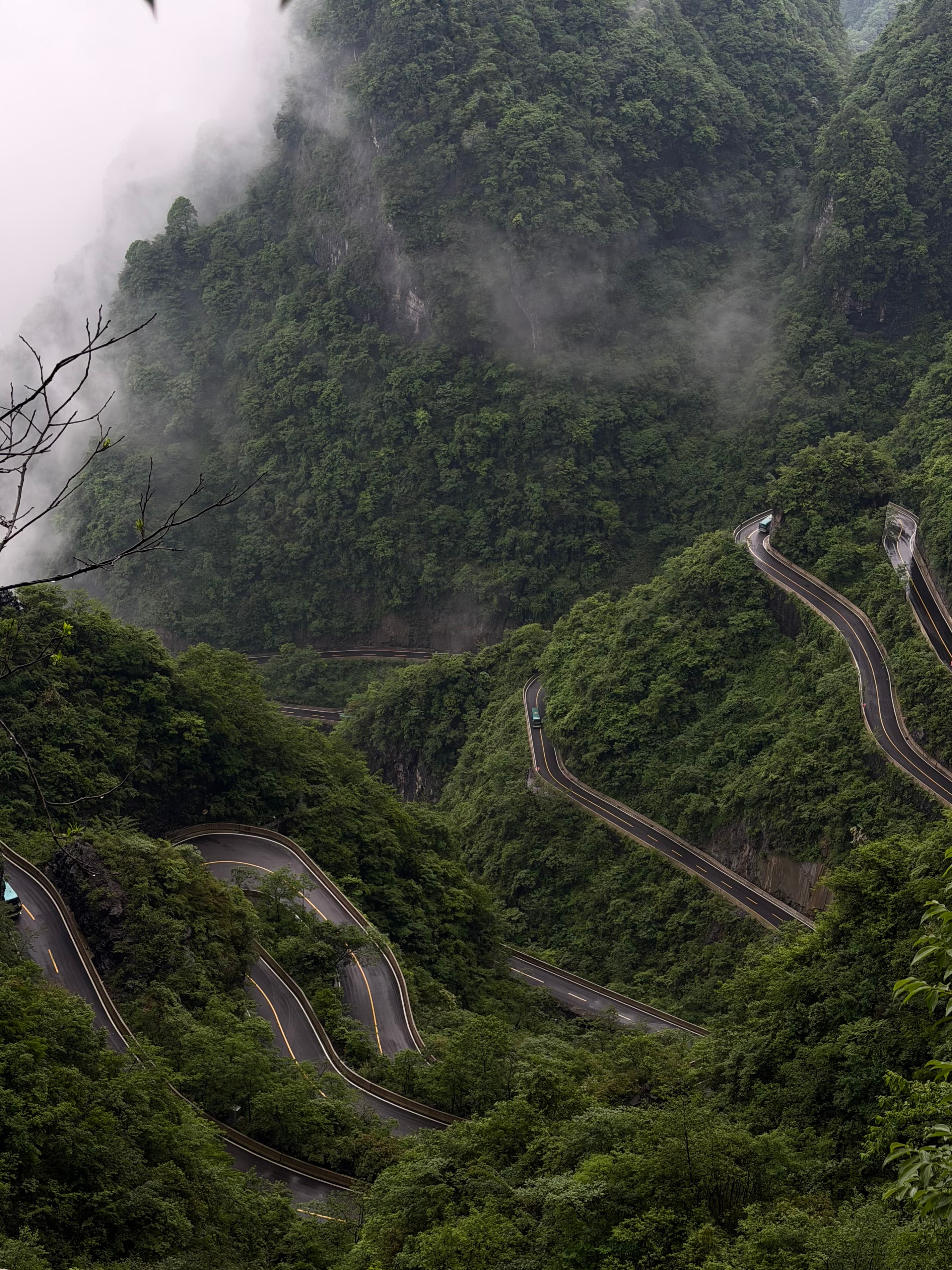 3 Days in Zhangjiajie: A Trip That Looks Too Unreal to Be Real ✨