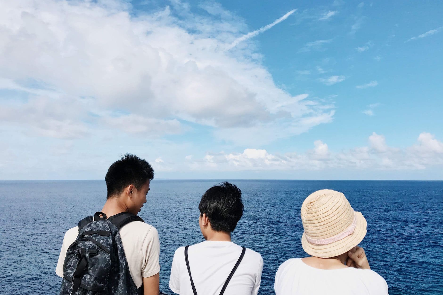 https://cdn.holicay.com/uploads/1781236880850-57a7cac1-99e2-46ad-ab29-7ba5f70fca54-okinawa-3.jpg