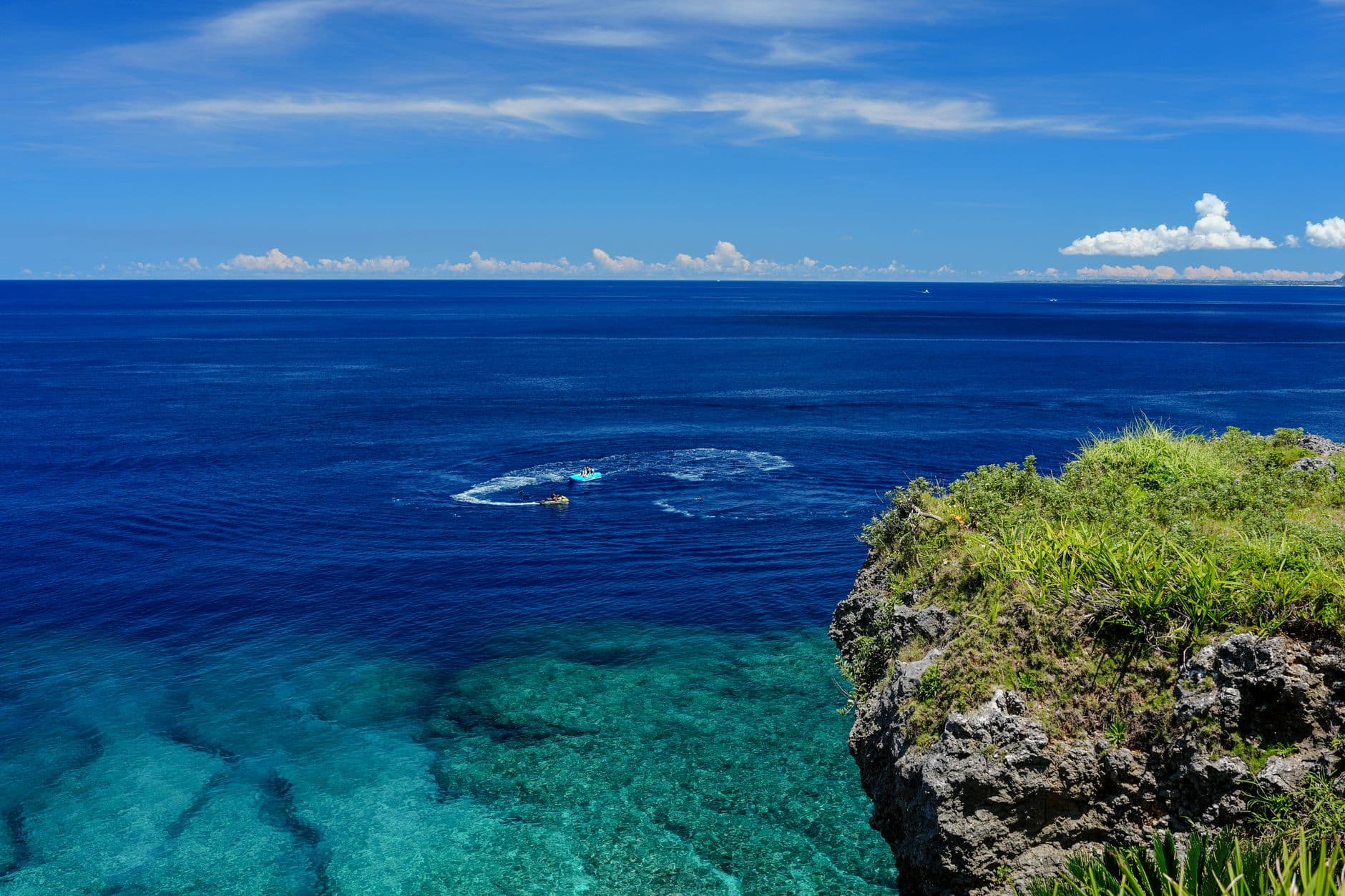 https://cdn.holicay.com/uploads/1781237354715-8d974bb2-7b94-4d13-97a3-f140d3d44153-okinawa-3.jpg