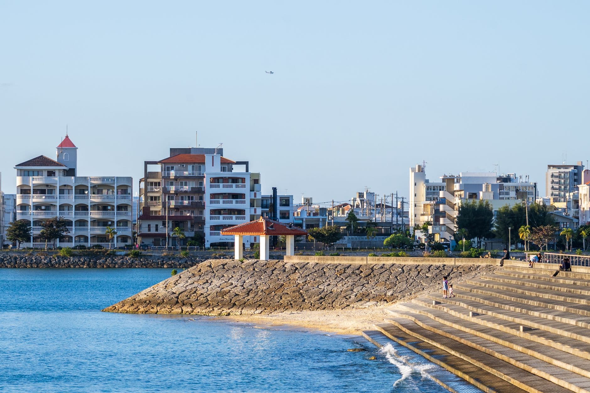 https://cdn.holicay.com/uploads/1781237354891-4ed76f80-5f25-468d-996f-5655a7185724-okinawa-2.jpg