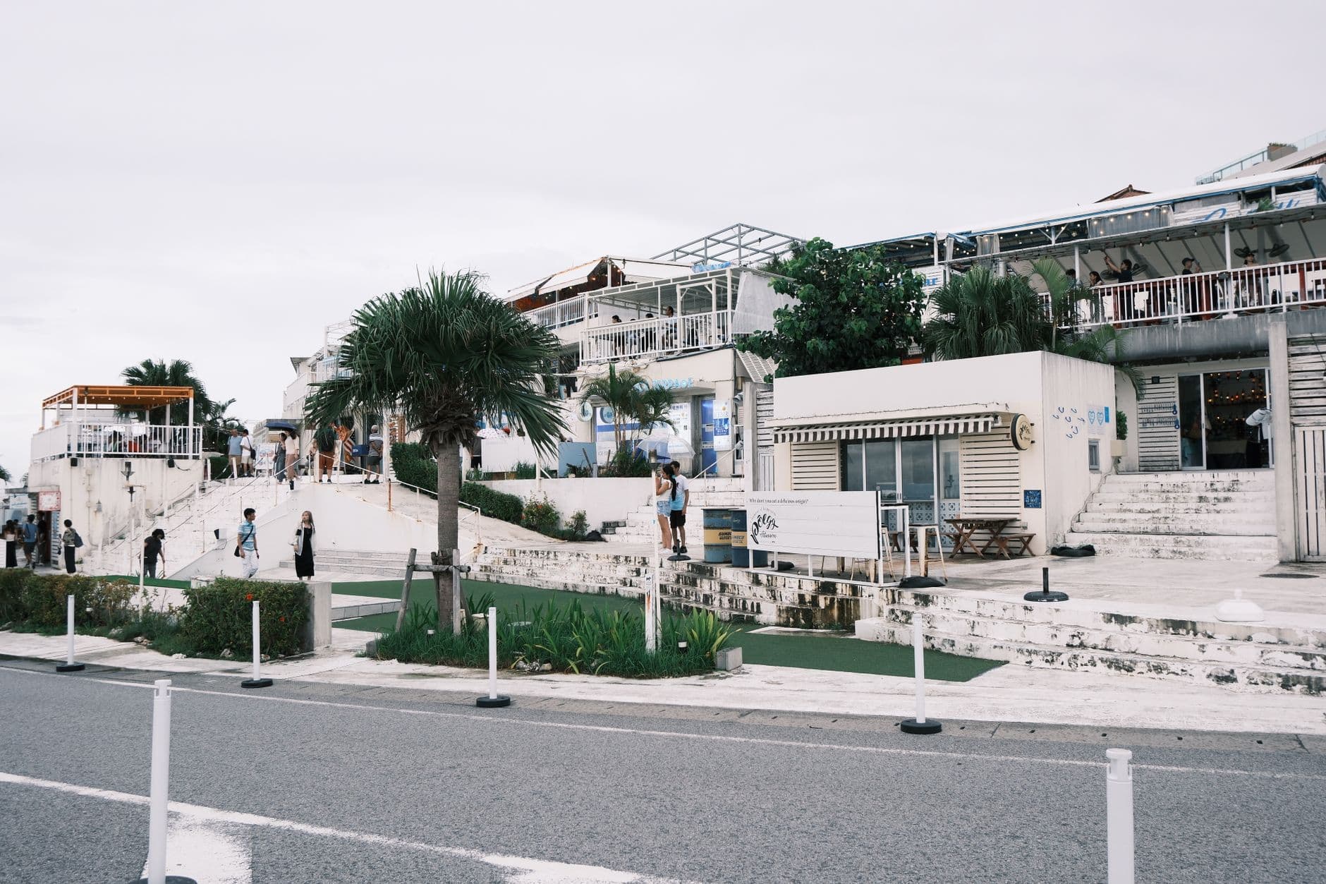 https://cdn.holicay.com/uploads/1781237518874-e4e51472-8c41-41f6-a932-0dde5d75c065-okinawa-3.jpg