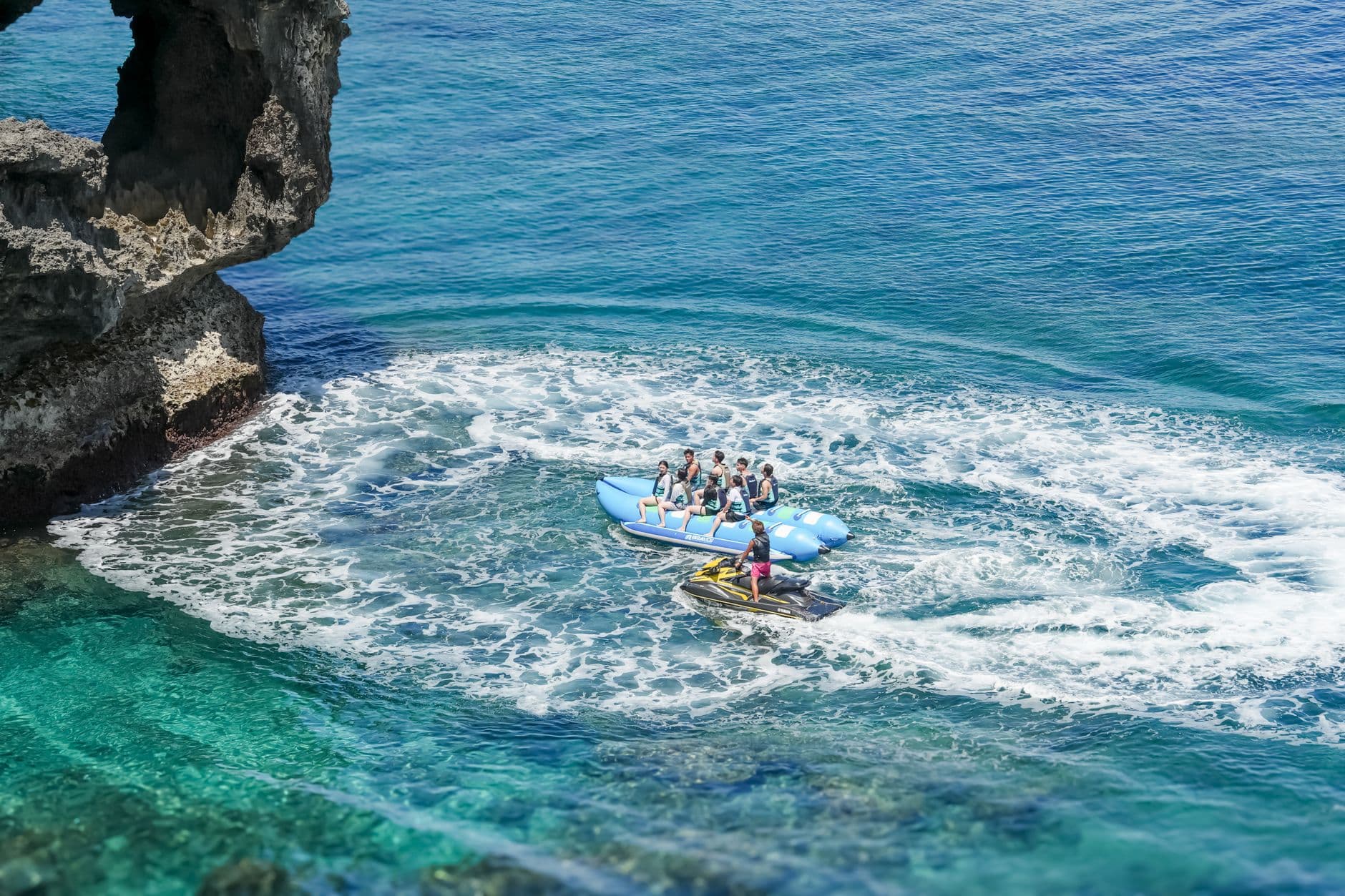 https://cdn.holicay.com/uploads/1781238145867-e7981bc7-1d3c-4c13-b554-c60aea373cbf-okinawa-2.jpg
