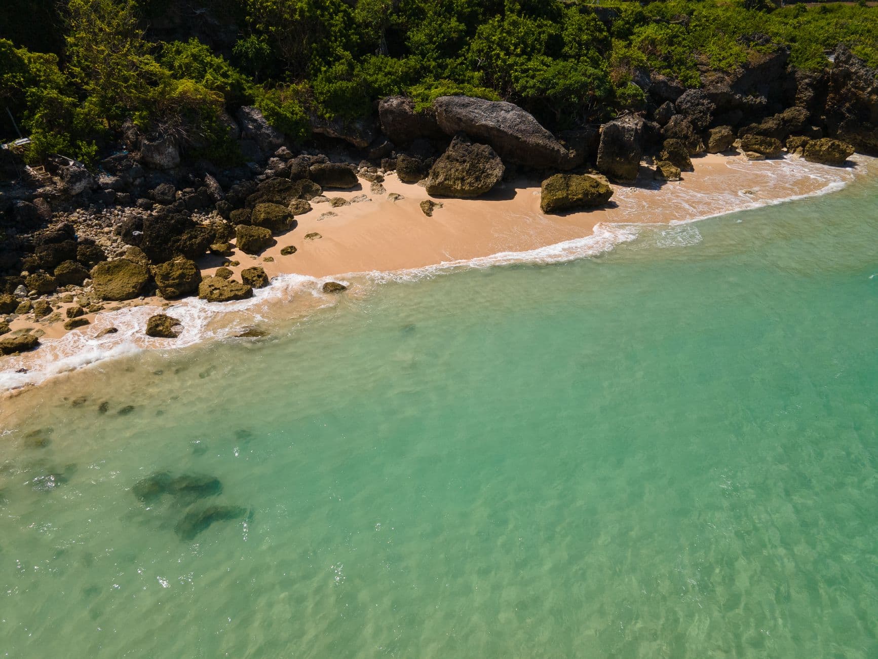 https://cdn.holicay.com/uploads/1781238319855-392e0fde-312b-4bc5-8381-294677af7ffc-okinawa-3.jpg