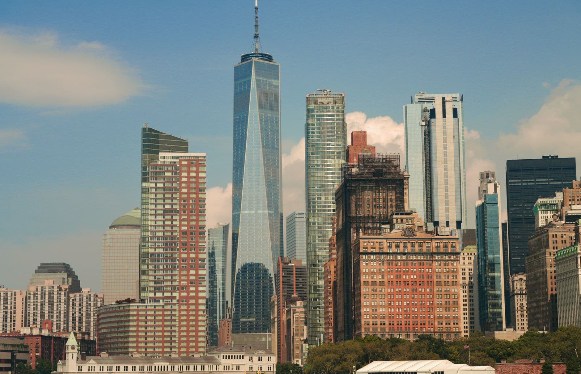 https://cdn.holicay.com/uploads/1782106417451-74d24594-4677-4eed-9a21-0fed10cf0ba5-new-york-city-2.jpg