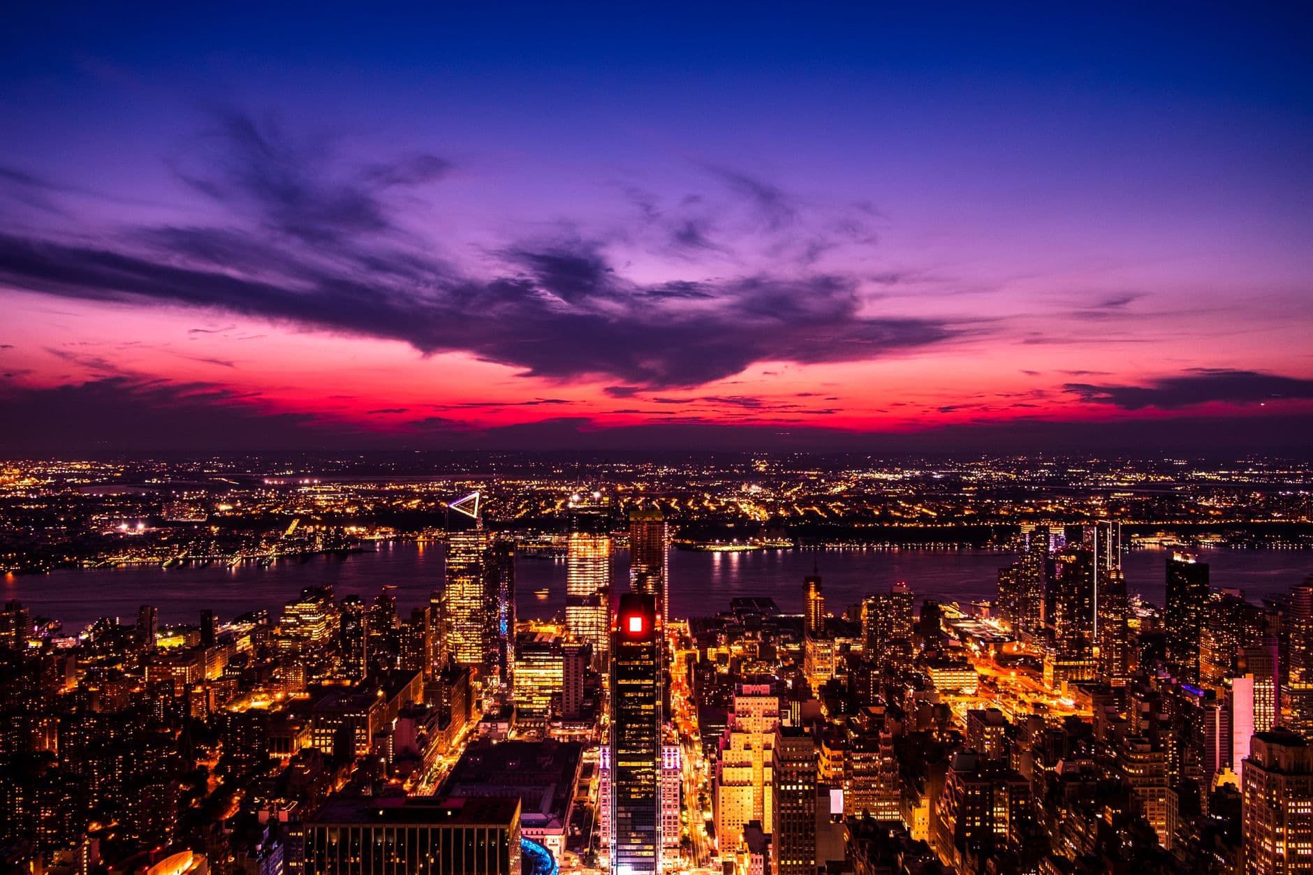 https://cdn.holicay.com/uploads/1782107097771-24a9e50a-4786-4cd5-8331-8b1e0beed7c4-new-york-city-1.jpg