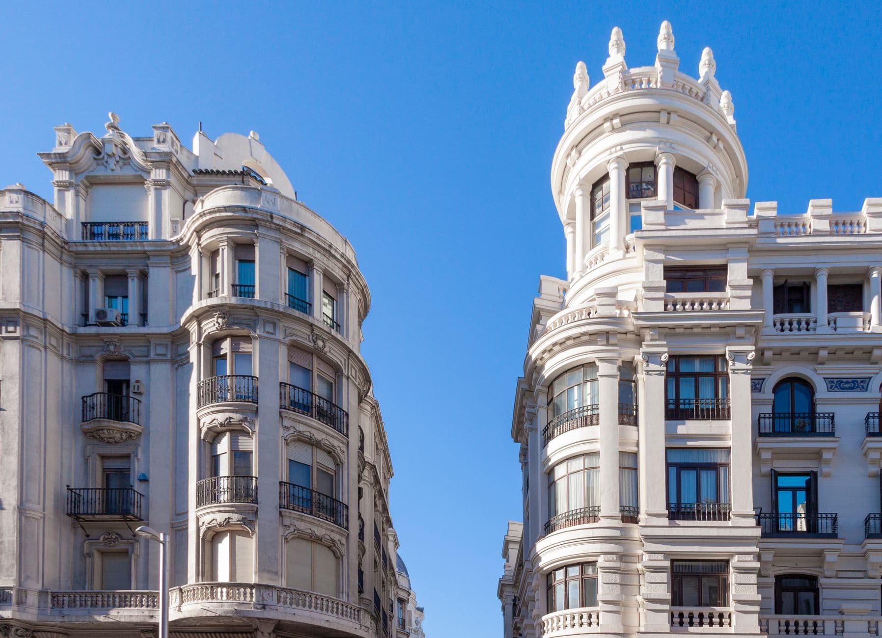 https://cdn.holicay.com/uploads/1782290311186-b270cd79-bca2-47e0-aba1-2d2a43774c1f-madrid-2.jpg