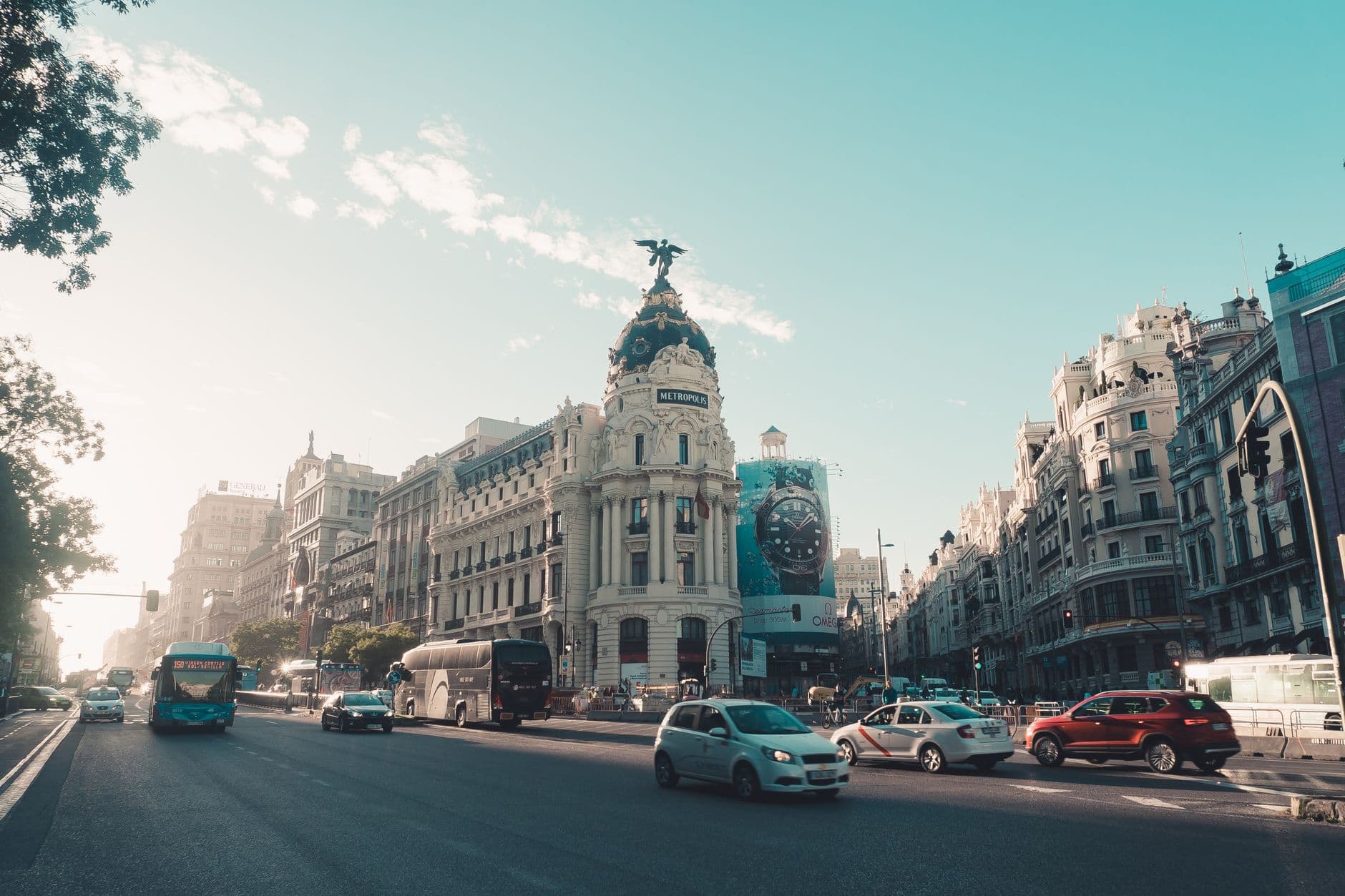 https://cdn.holicay.com/uploads/1782290670639-1c306ed6-6cce-4428-a0fe-4d7e6393353f-madrid-3.jpg