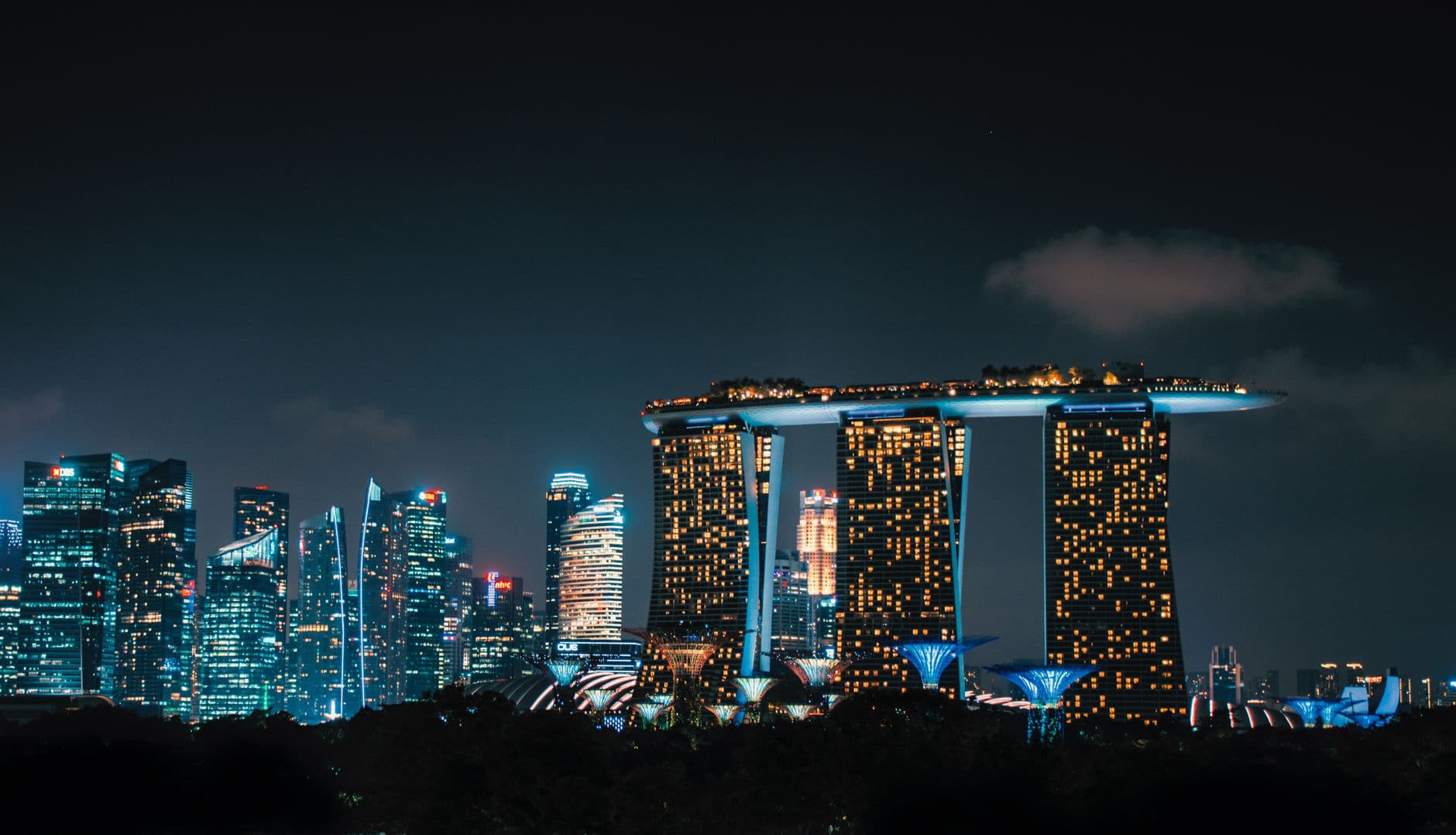 https://cdn.holicay.com/uploads/1782368054437-a172822a-0007-4734-8c58-a3b1ba566577-singapore-2.jpg