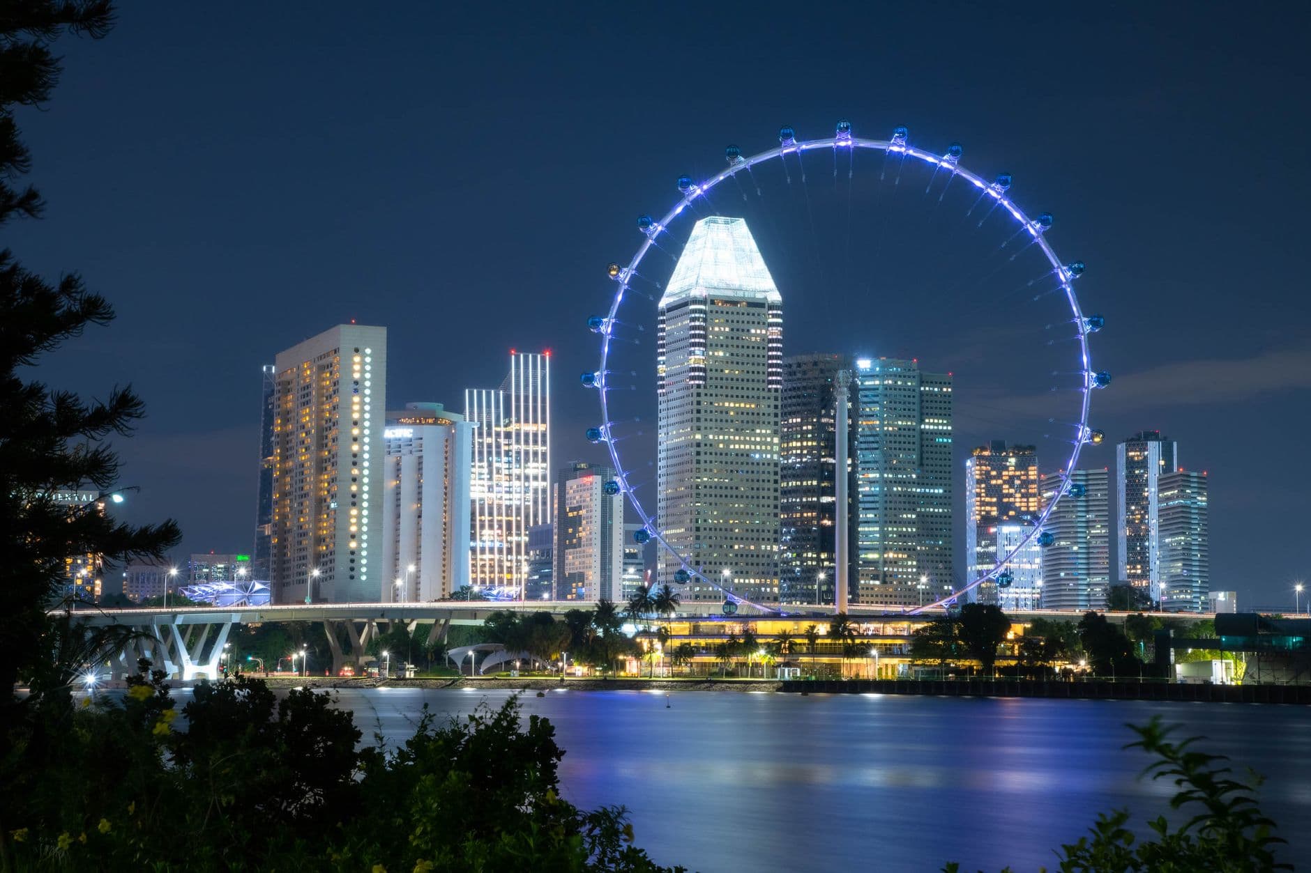 https://cdn.holicay.com/uploads/1782368117858-586d0136-2884-4041-b117-35421cf59289-singapore-1.jpg