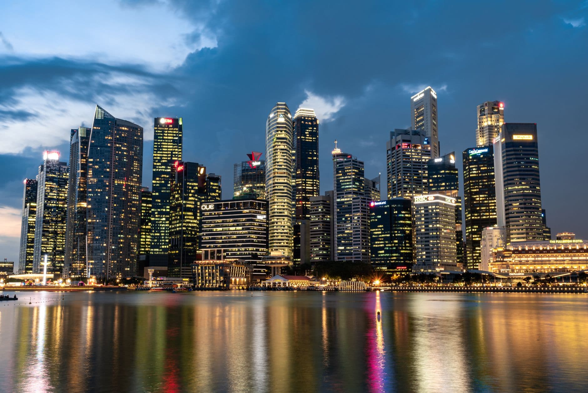 https://cdn.holicay.com/uploads/1782368297822-cf28b978-68d3-48ef-9e24-4e28d1497692-singapore-1.jpg