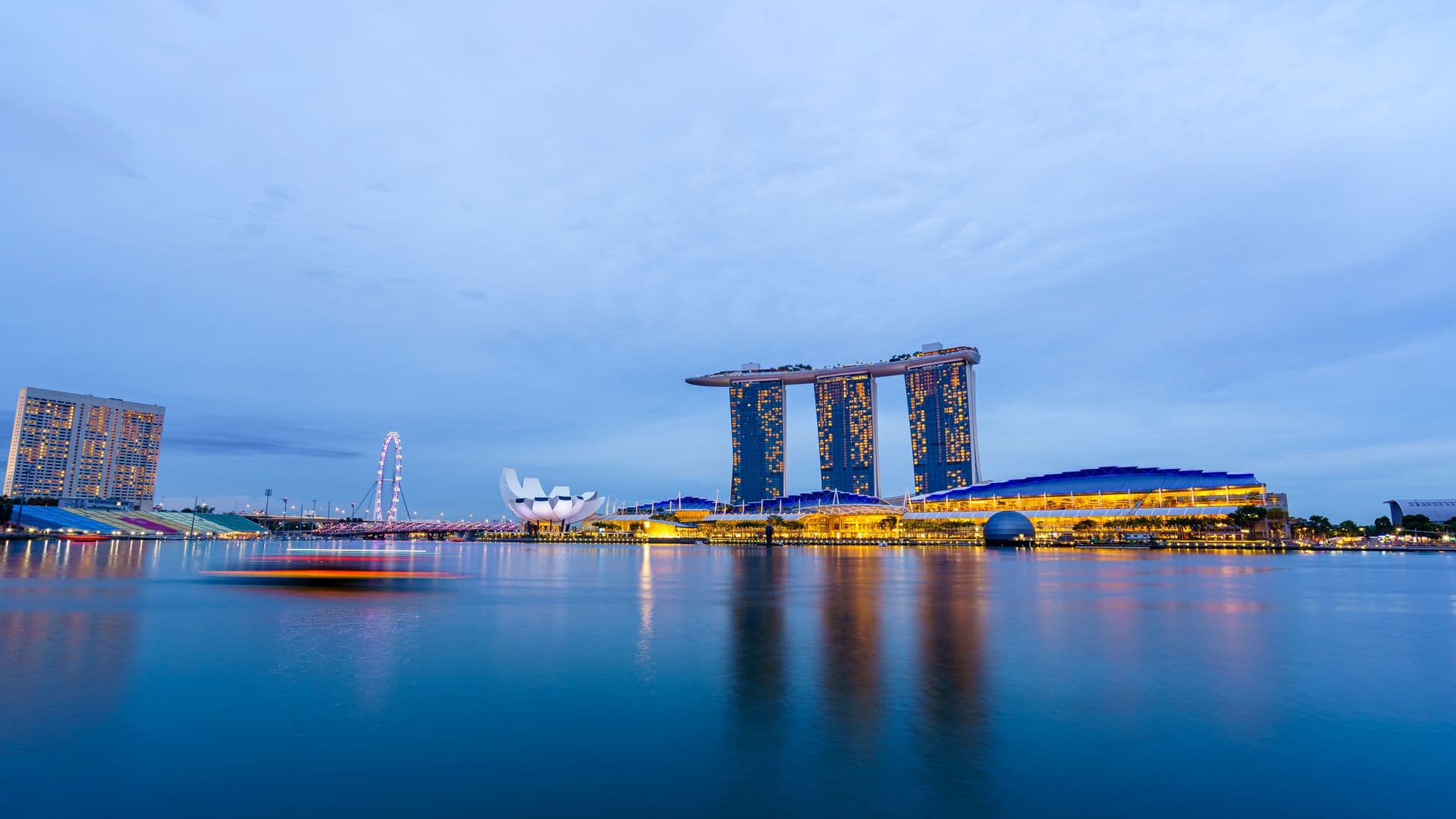https://cdn.holicay.com/uploads/1782368505136-eb55b773-6a06-4176-9b78-029b13433154-singapore-3.jpg