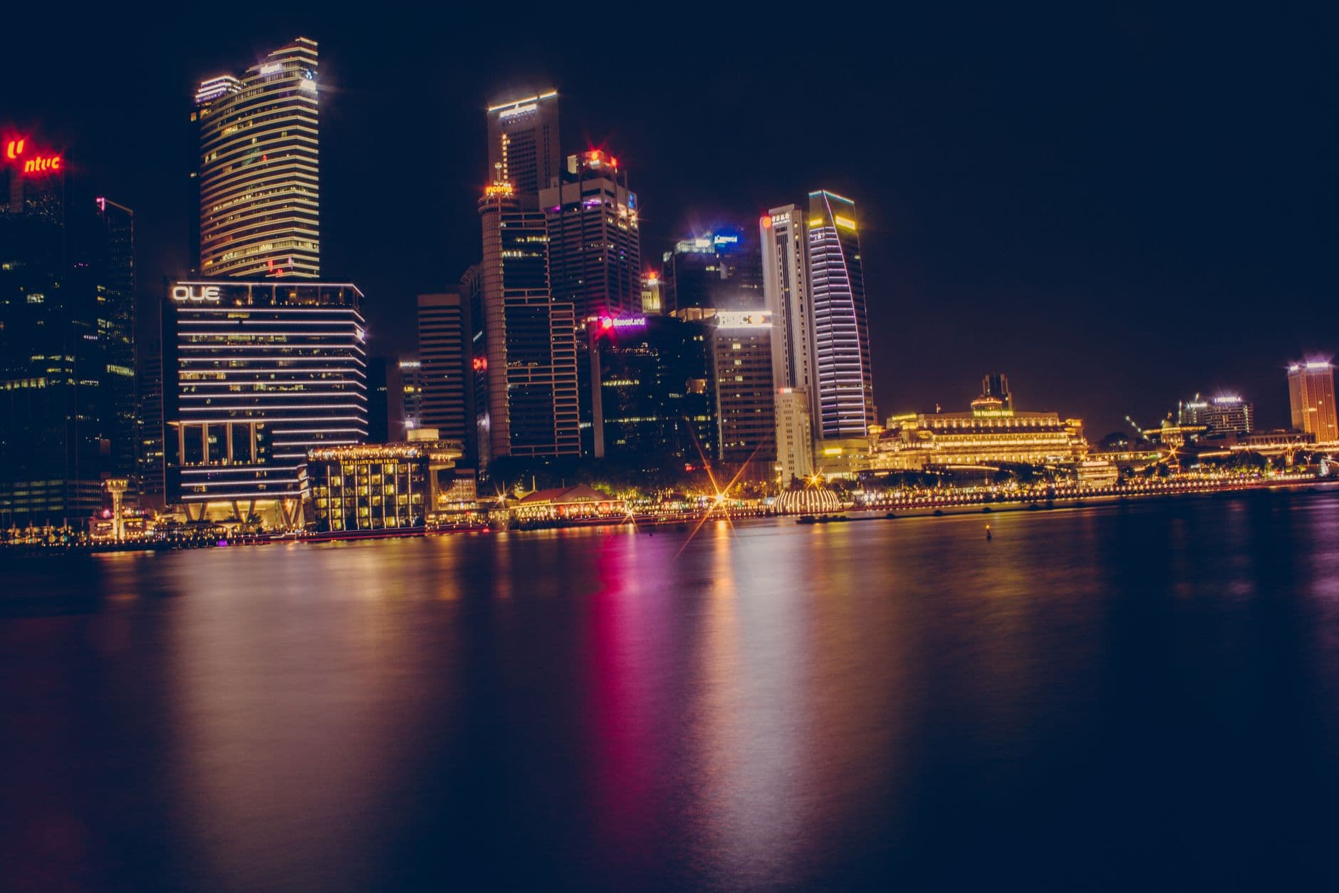 https://cdn.holicay.com/uploads/1782368842465-6e851d49-1398-4a84-bb66-d25410c0a825-singapore-3.jpg